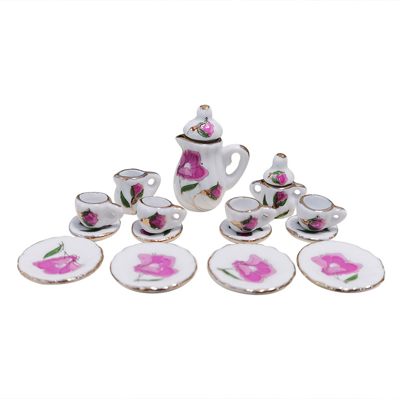 Poupées et Miniatures