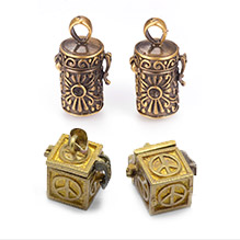 Pendentifs Boîte À Prière