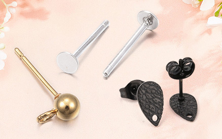 Boucles D'oreilles À Clou